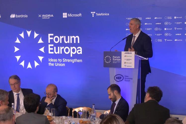 Mr. José Vicente de los Mozos